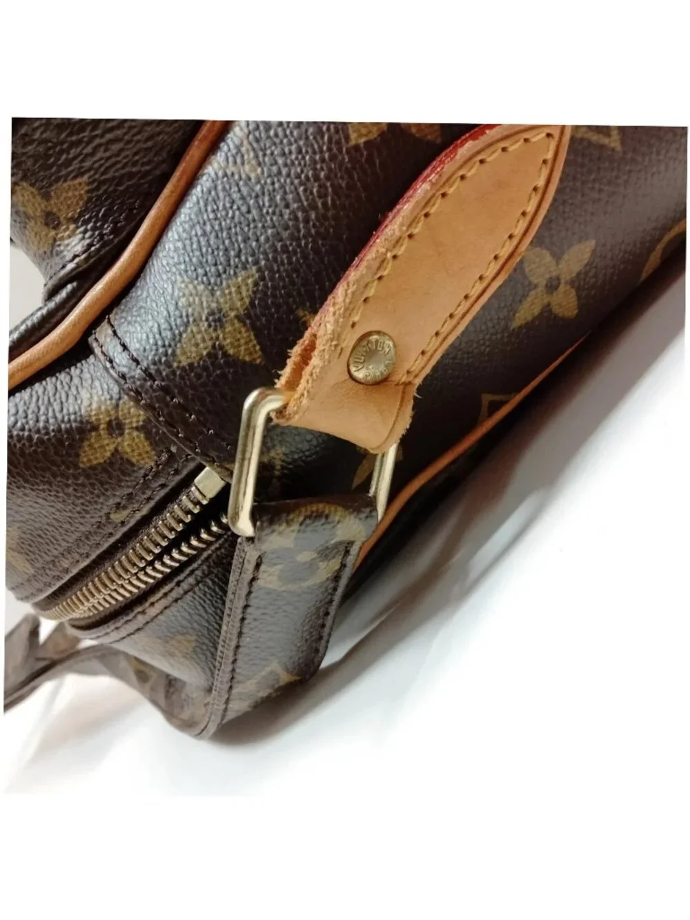 Authentic Louis Vuitton Nile Monogram Crossbody Bag Vintage LV